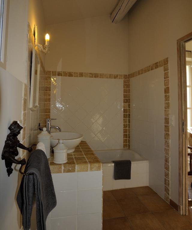 Mas De Lure Bed and Breakfast Salon-de-Provence Eksteriør billede