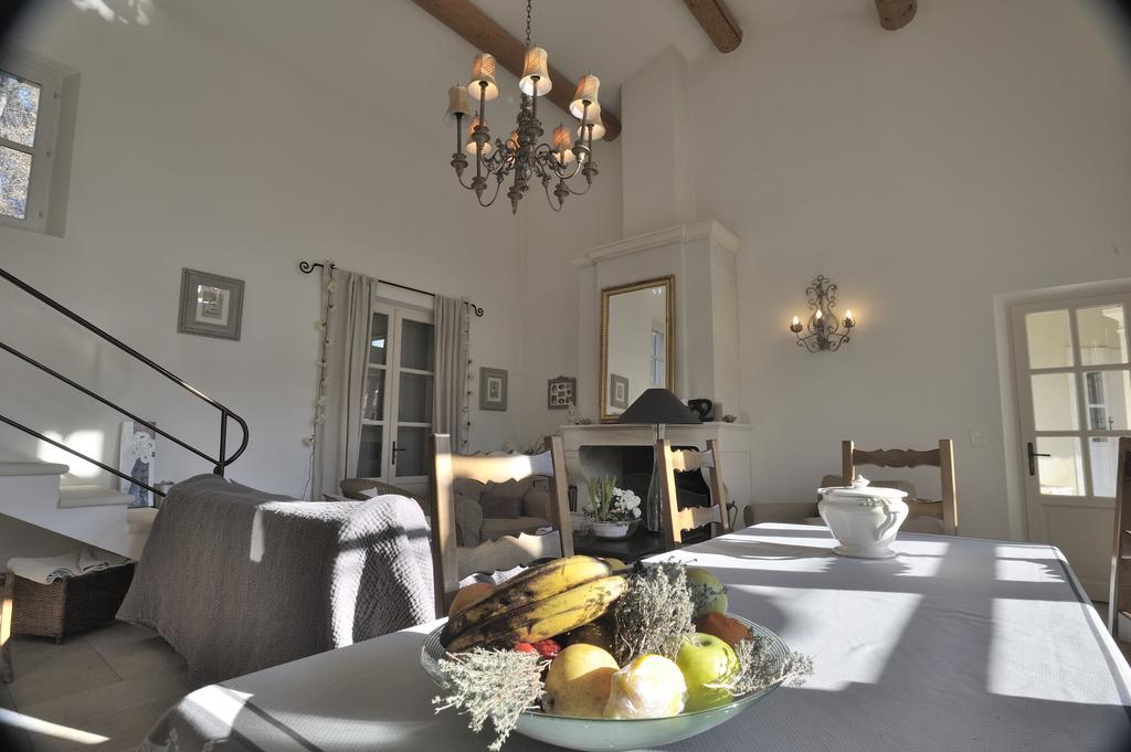 Mas De Lure Bed and Breakfast Salon-de-Provence Eksteriør billede